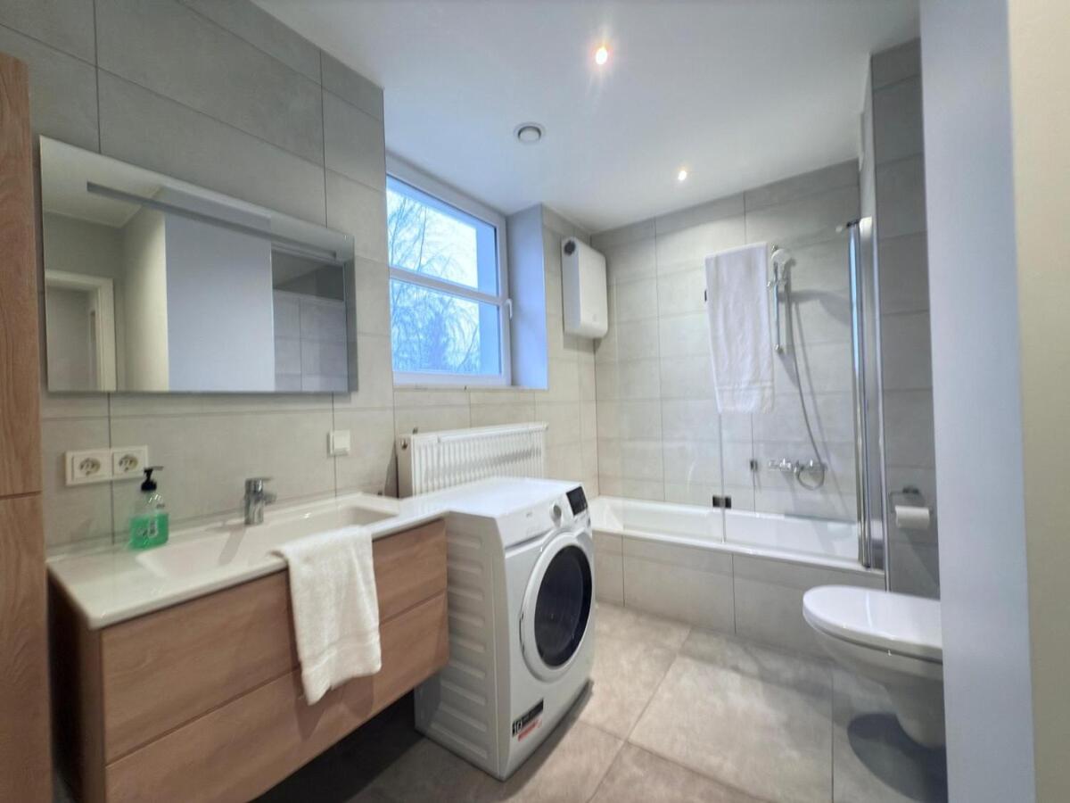 Spacious 3 Bedrooms W Parking In Limpertsberg Apartment Luxemburg